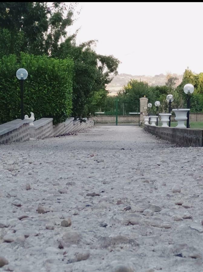 Favoloso Appartamento In Villa Monterosi Eksteriør billede