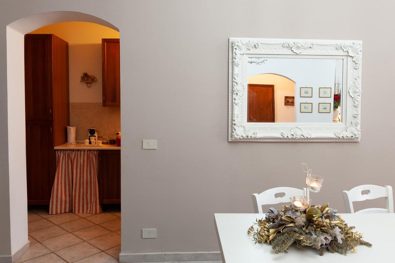 Favoloso Appartamento In Villa Monterosi Eksteriør billede